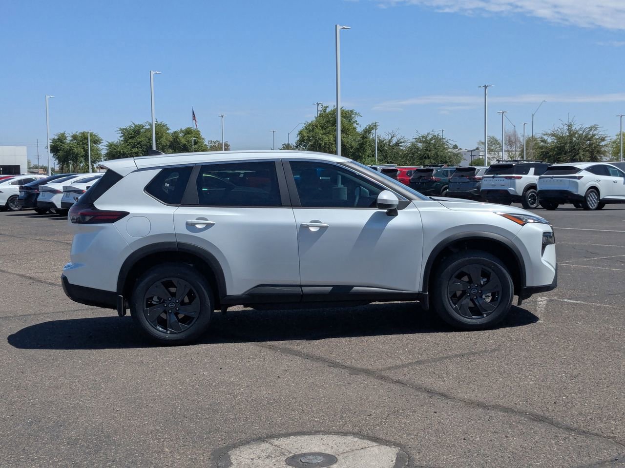 New 2026 Nissan Rogue SV FWD image 8