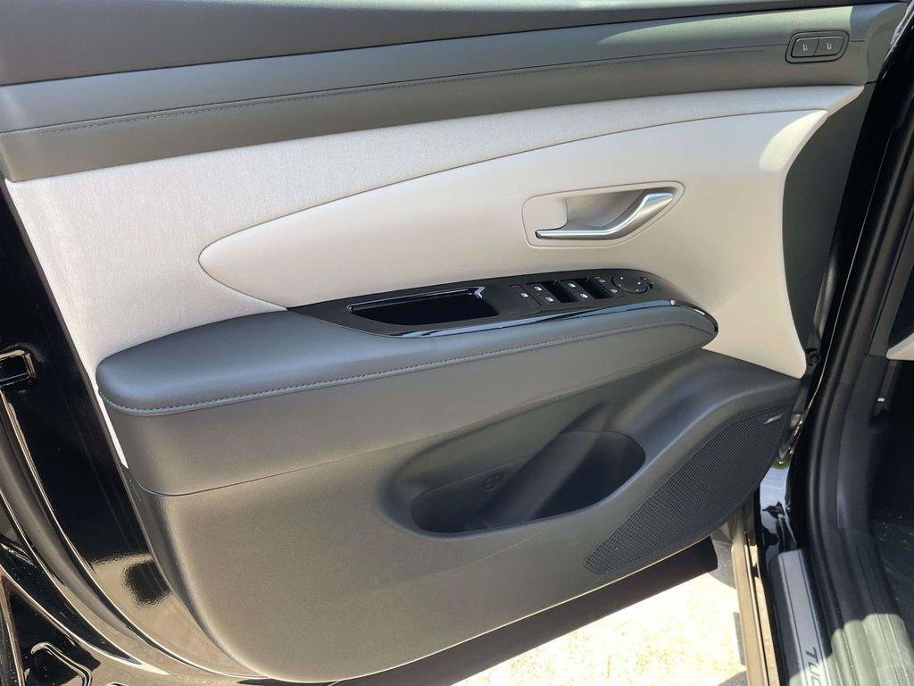 New 2026 Hyundai Tucson Limited FWD image 44