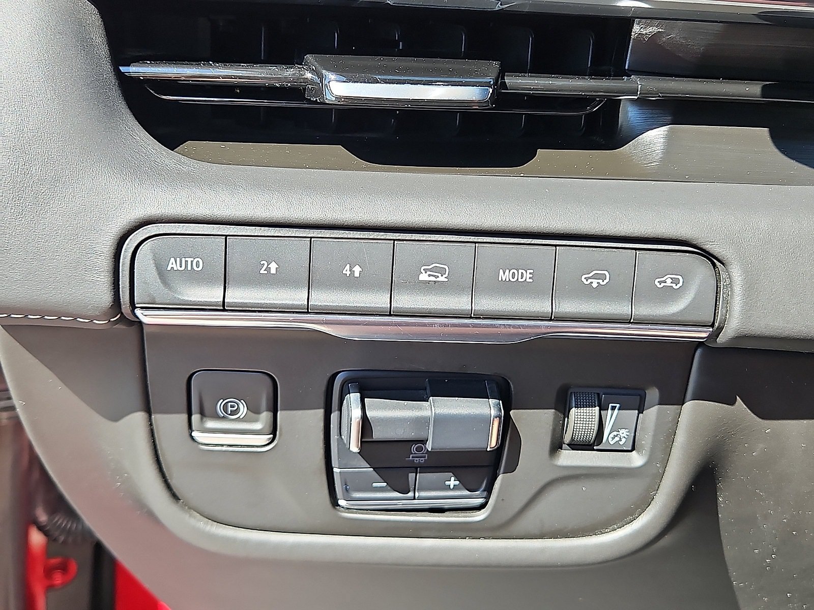 Used 2022 Cadillac Escalade ESV Sport Platinum AWD/4WD image 17