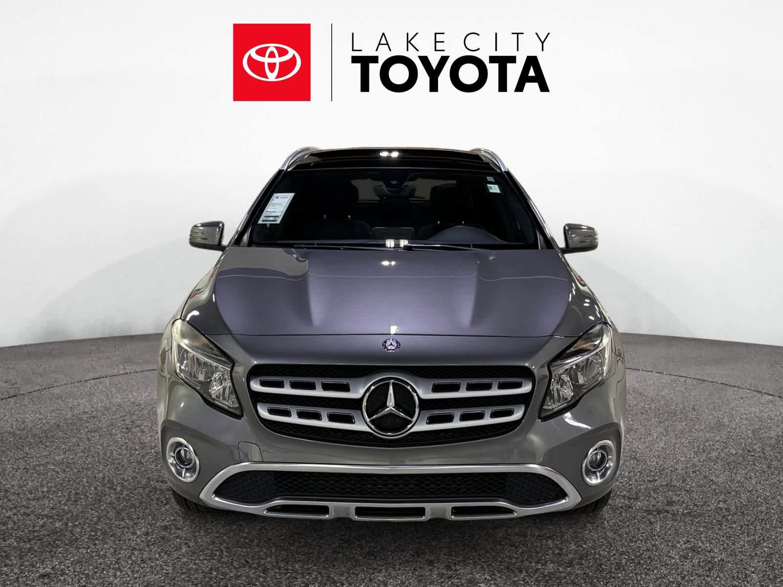 Used 2018 Mercedes-Benz GLA 250 image 12