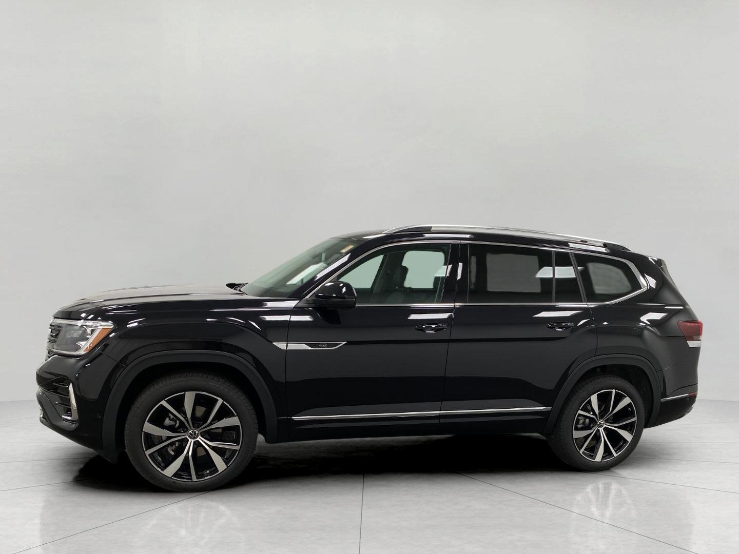 New 2026 Volkswagen Atlas SEL Premium R-Line image 9