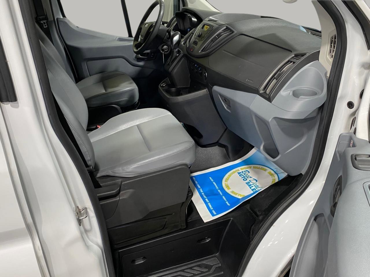 Used 2019 Ford Transit 350 XL image 25