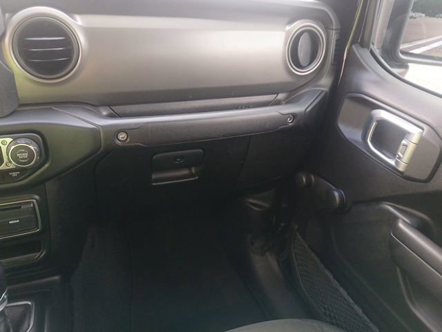 Used 2023 Jeep Gladiator Sport AWD/4WD image 30