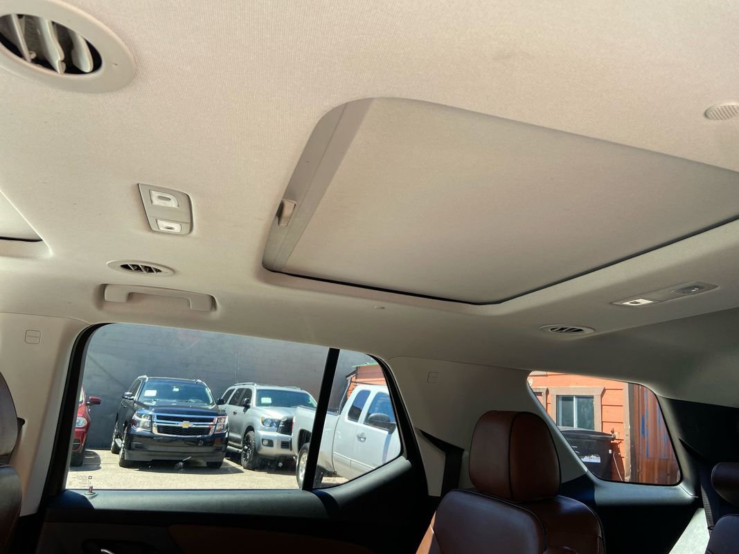 Used 2021 Chevrolet Traverse High Country w/ LPO, Floor Liner Package AWD/4WD image 26