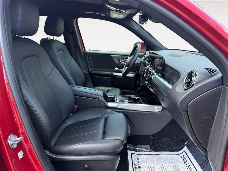 Used 2020 Mercedes-Benz GLB 250 4MATIC image 18