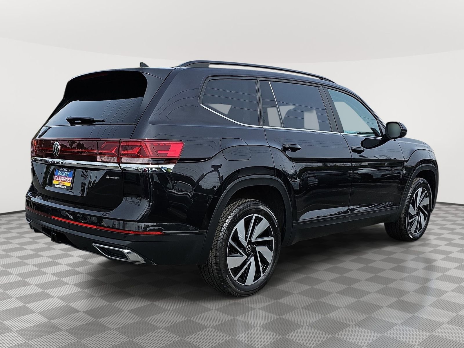 Used 2024 Volkswagen Atlas SE image 5