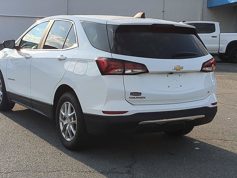 Used 2023 Chevrolet Equinox LT FWD image 35