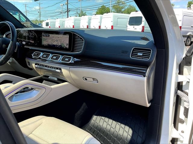 Certified 2024 Mercedes-Benz GLS 450 4MATIC image 27