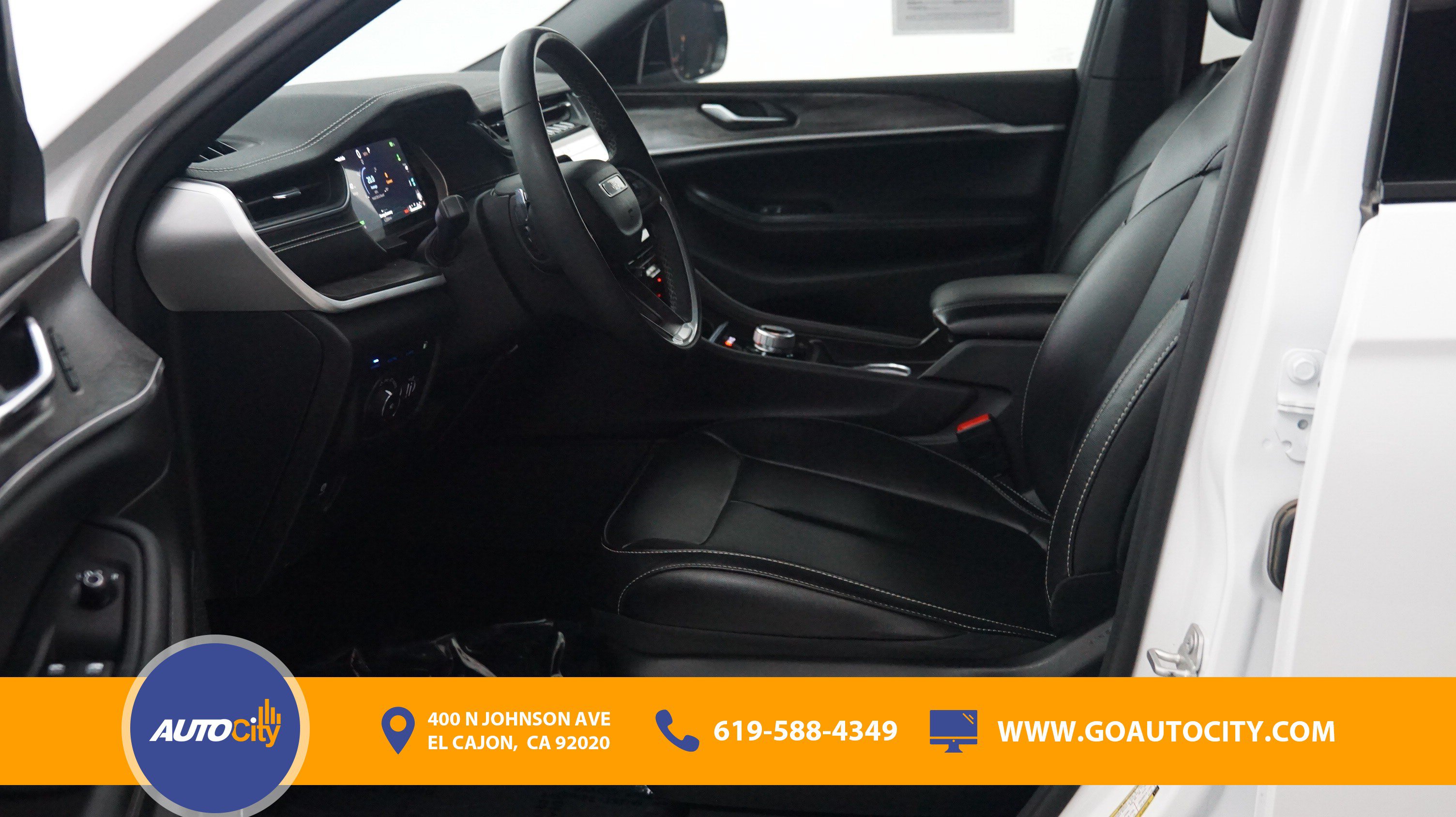 Used 2024 Jeep Grand Cherokee Limited 4xe AWD/4WD image 9