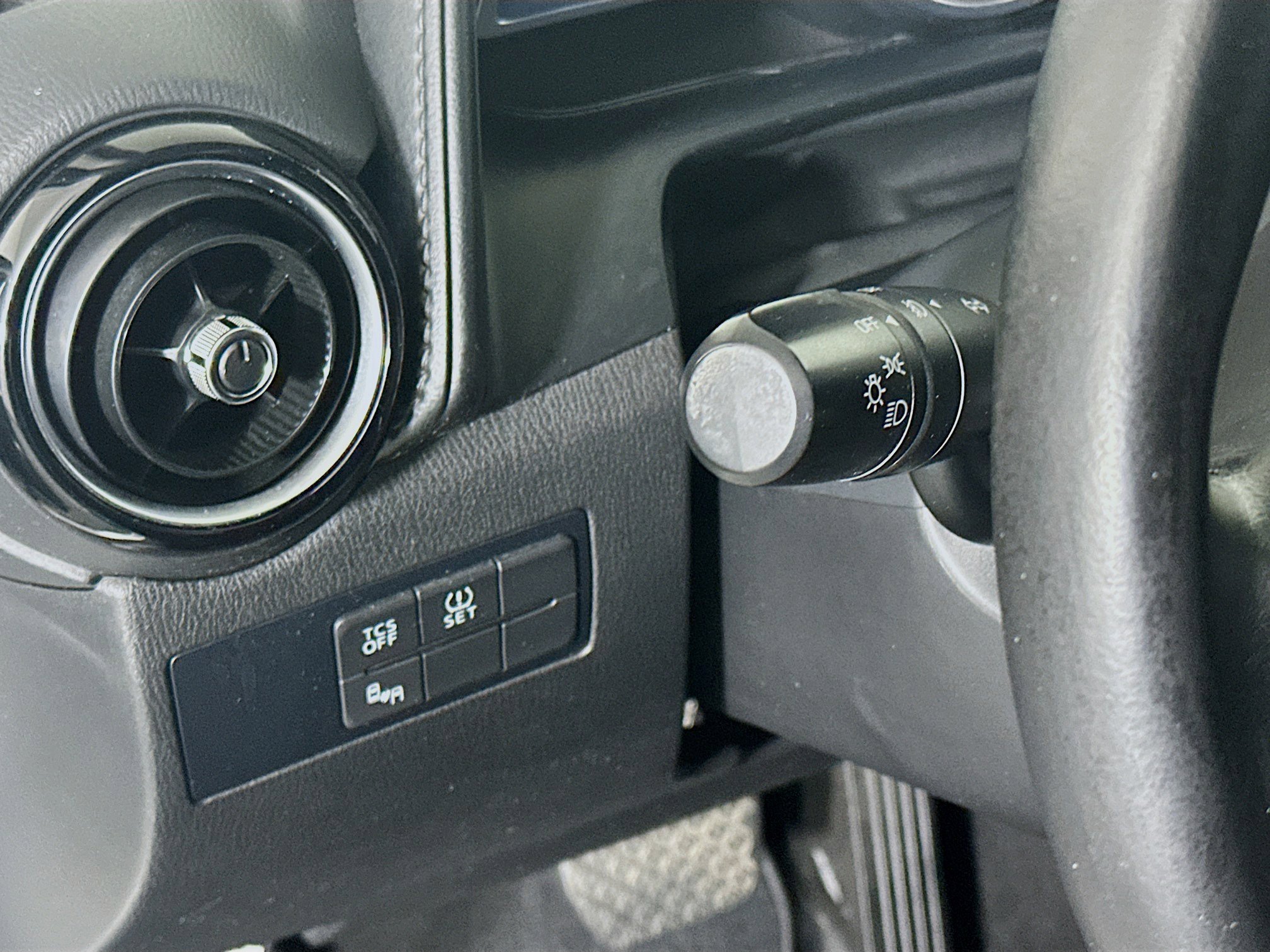 Used 2017 MAZDA CX-3 Grand Touring image 17