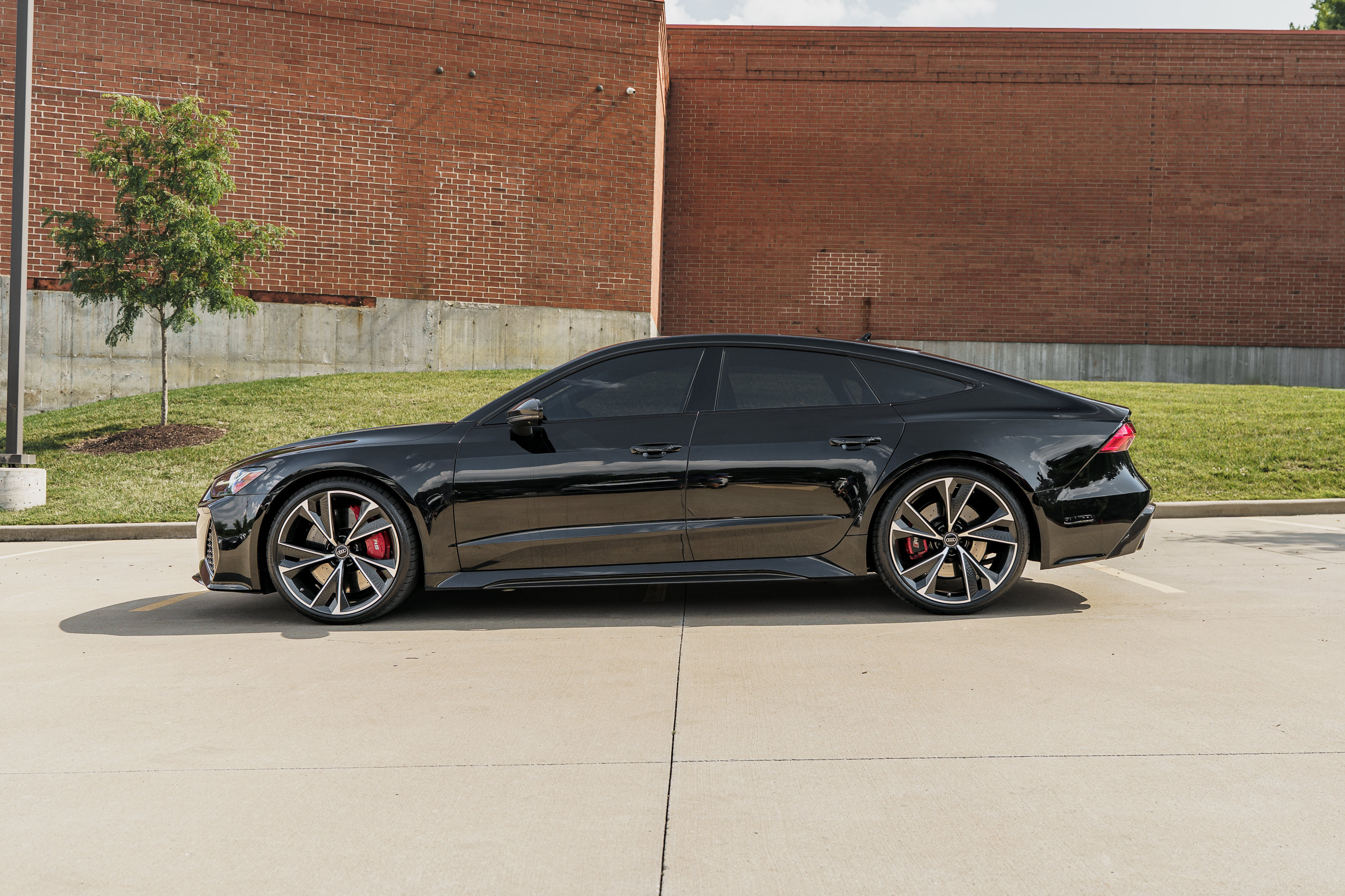 Used 2023 Audi RS 7 Sportback w/ Carbon Optic Package AWD/4WD image 6