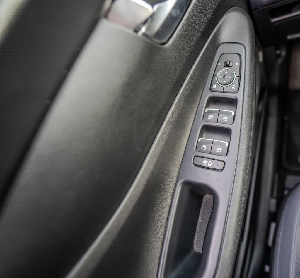 Used 2022 Hyundai Santa Fe SEL image 14