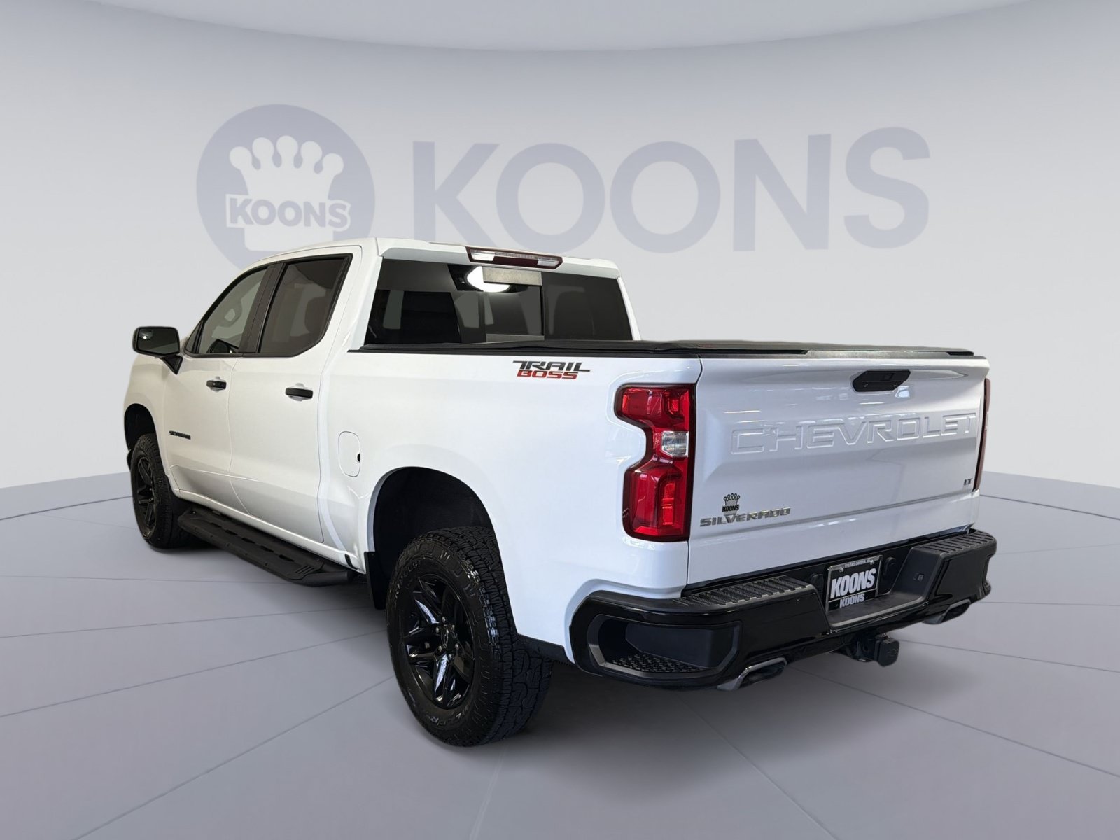 Used 2020 Chevrolet Silverado 1500 LT Trail Boss AWD/4WD image 4
