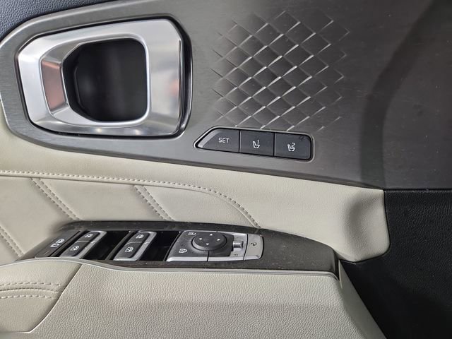Certified 2023 Kia Sorento SX Prestige image 31