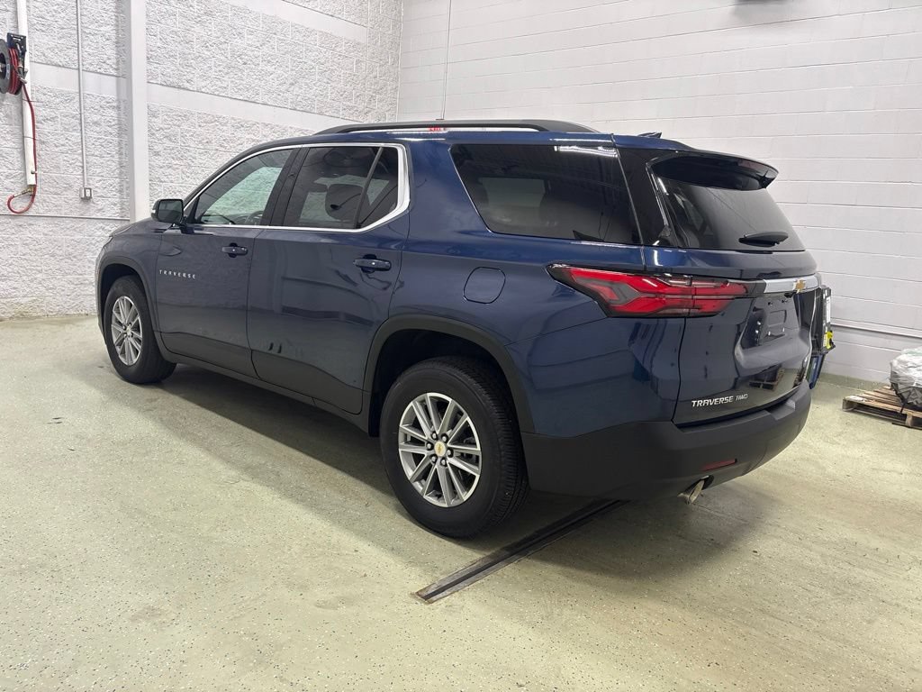 Used 2023 Chevrolet Traverse LT AWD/4WD image 6