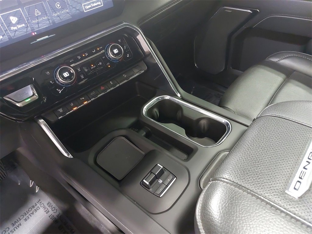 Used 2024 GMC Sierra 3500 Denali w/ Denali Reserve Package image 26