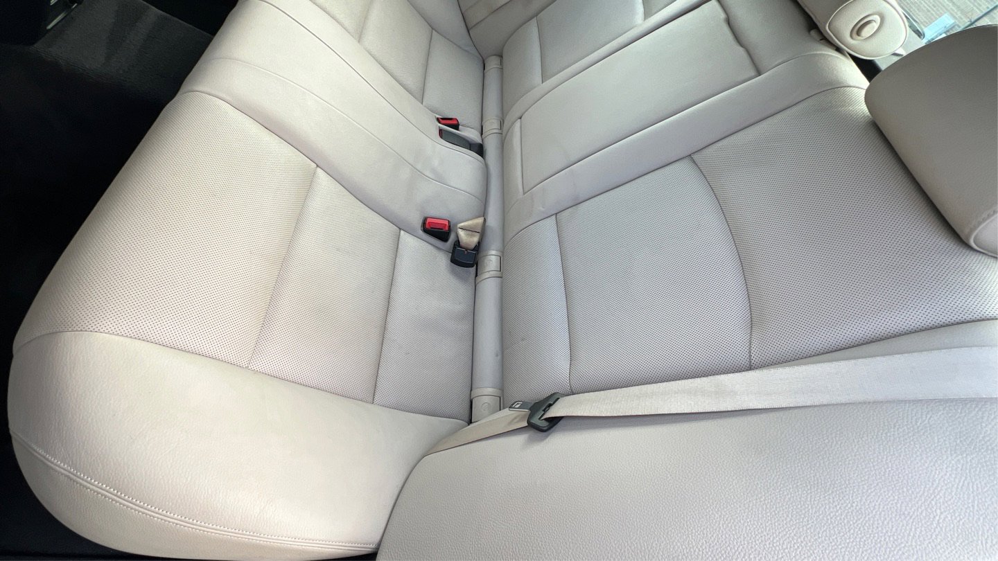 Used 2012 BMW 550i xDrive Sedan AWD/4WD image 23
