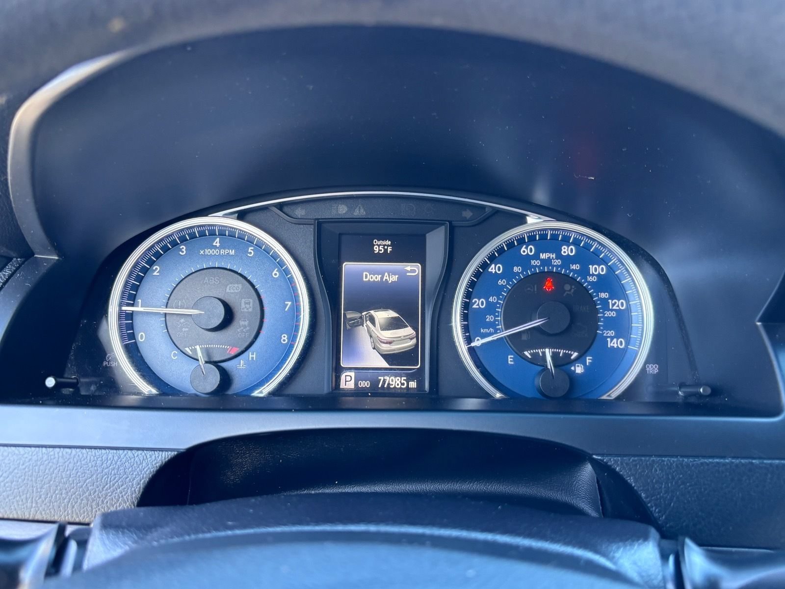 Used 2017 Toyota Camry LE FWD image 26