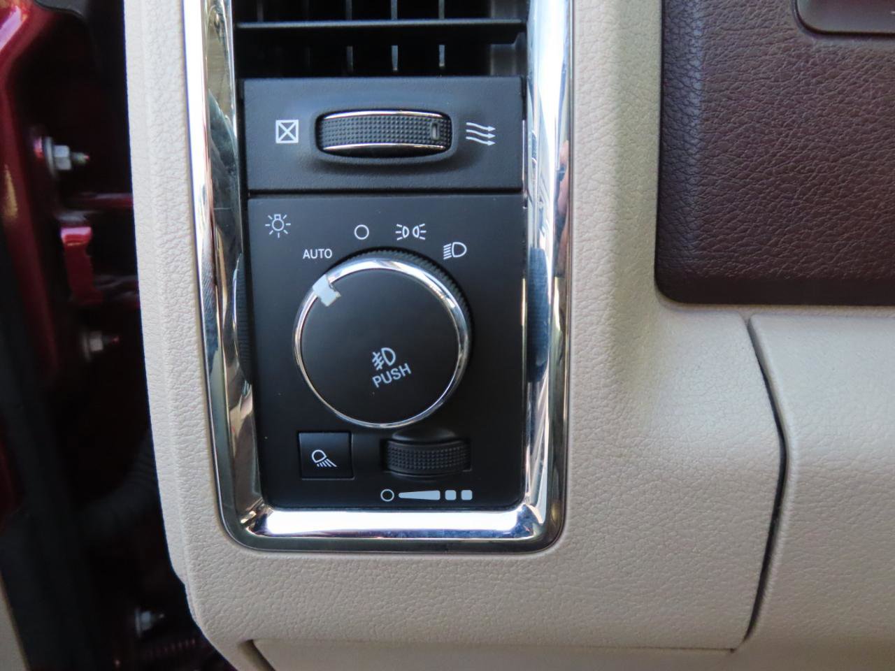 Used 2017 RAM 2500 Longhorn w/ Convenience Group image 33