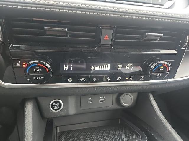 Certified 2023 Nissan Rogue SV w/ SV Premium Package image 21