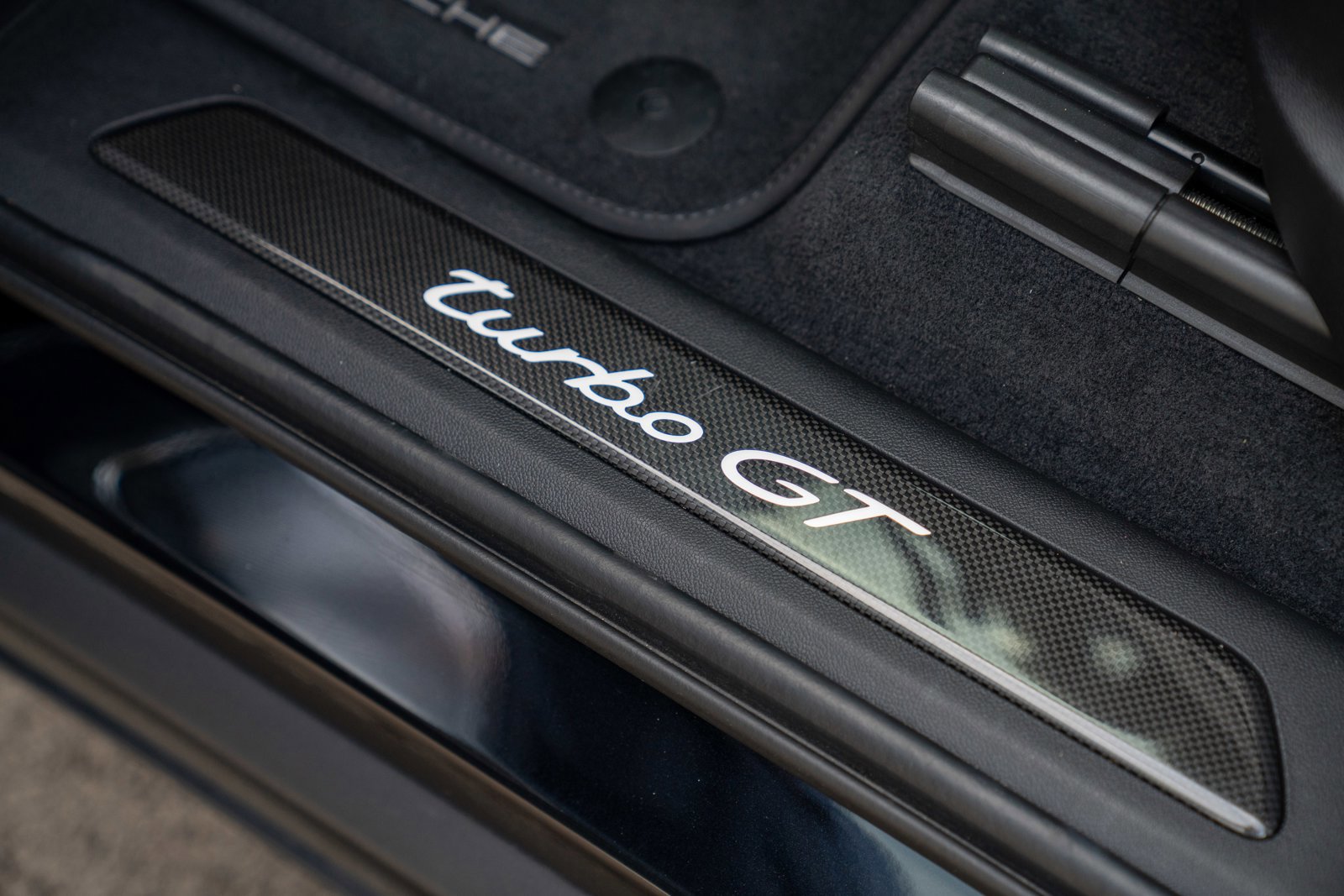 Certified 2022 Porsche Cayenne Turbo GT image 12