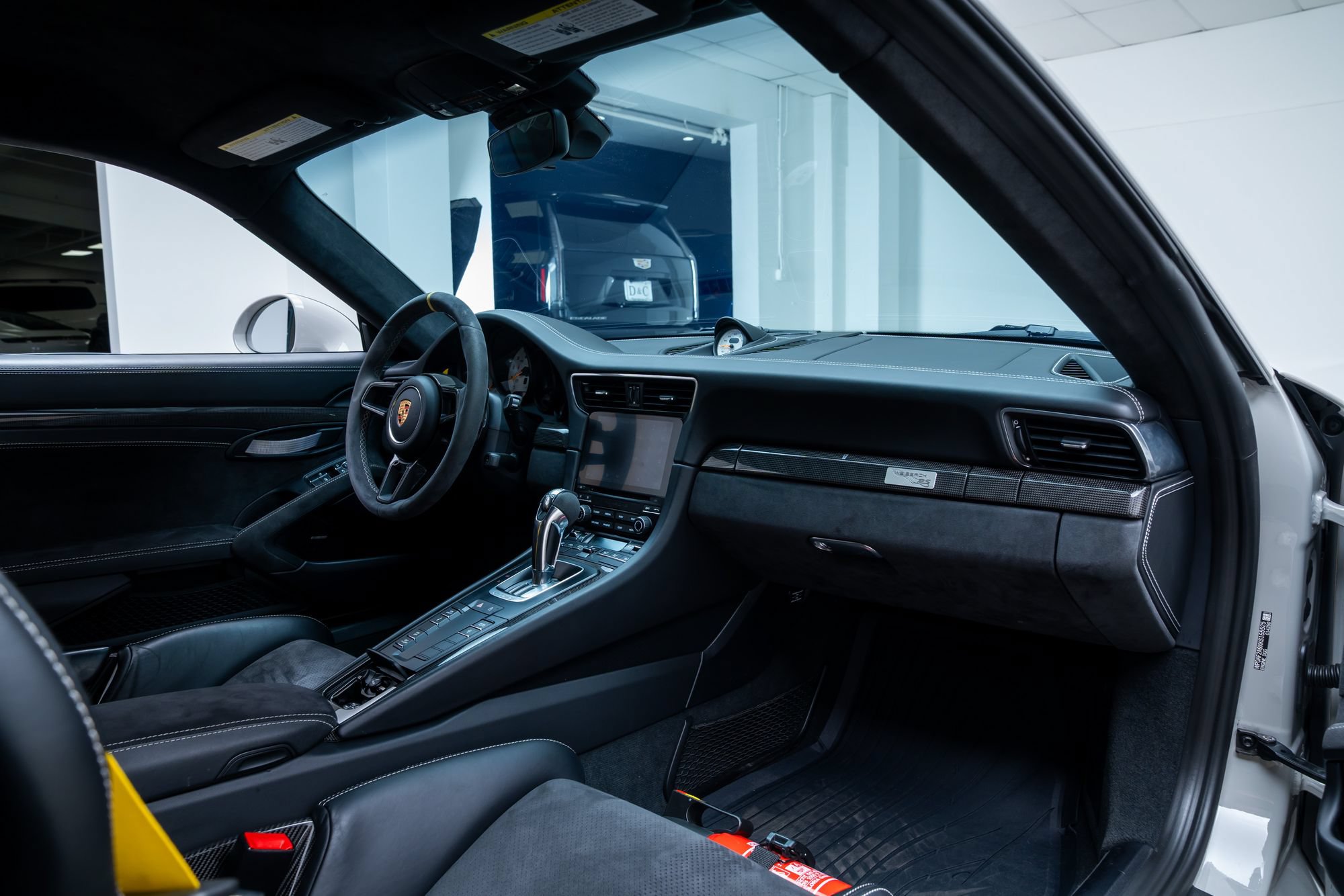 Used 2019 Porsche 911 GT3 RS RWD image 33