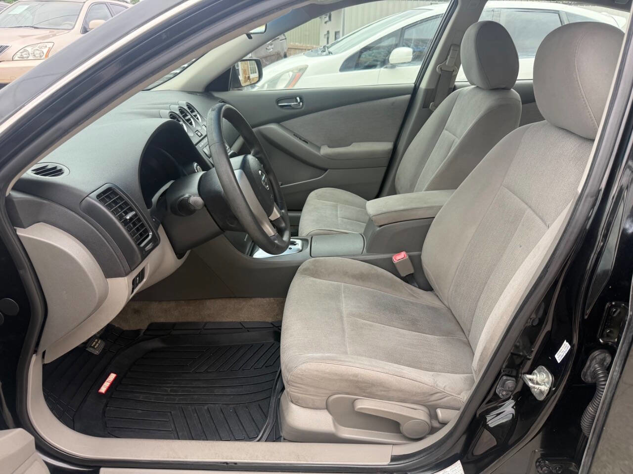 Used 2012 Nissan Altima 2.5 FWD image 10