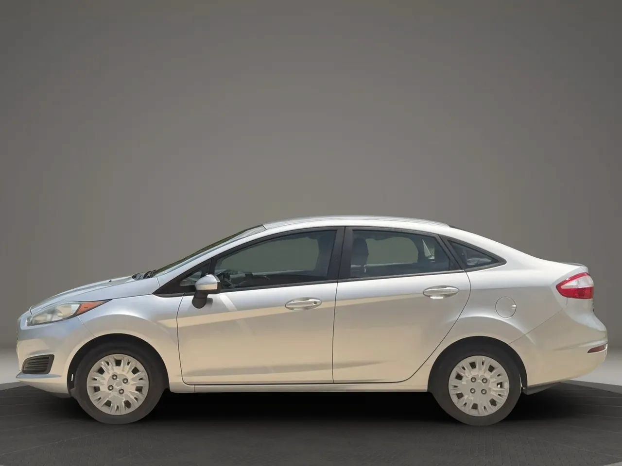 Used 2017 Ford Fiesta S FWD image 6