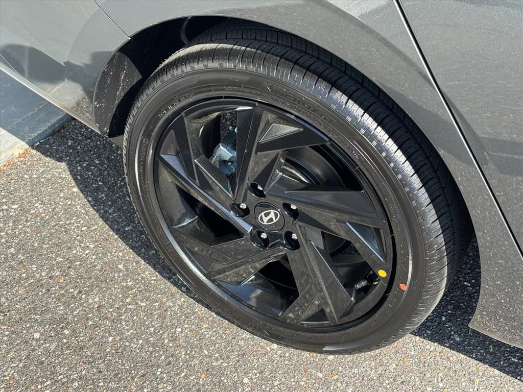New 2026 Hyundai Elantra SEL Sport image 27