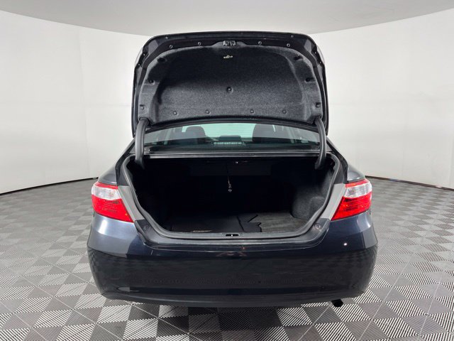 Used 2017 Toyota Camry LE FWD image 45