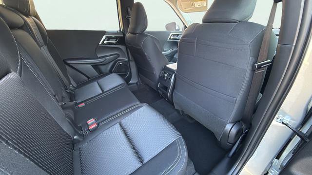 New 2026 Mitsubishi Outlander ES image 23
