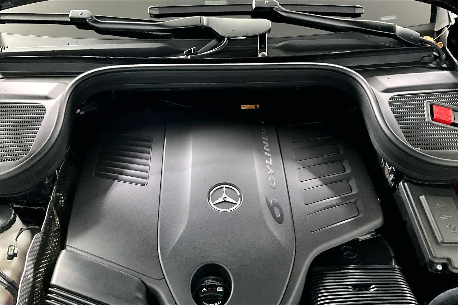 New 2027 Mercedes-Benz GLS 450 4MATIC image 16
