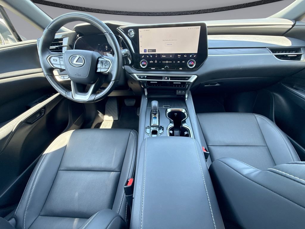 Used 2025 Lexus RX 350 Premium w/ Accessory Package (Z1) FWD image 19