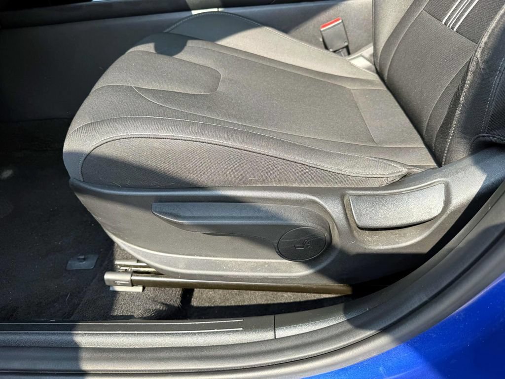 Certified 2023 Hyundai Elantra SEL w/ Convenience Package FWD image 13
