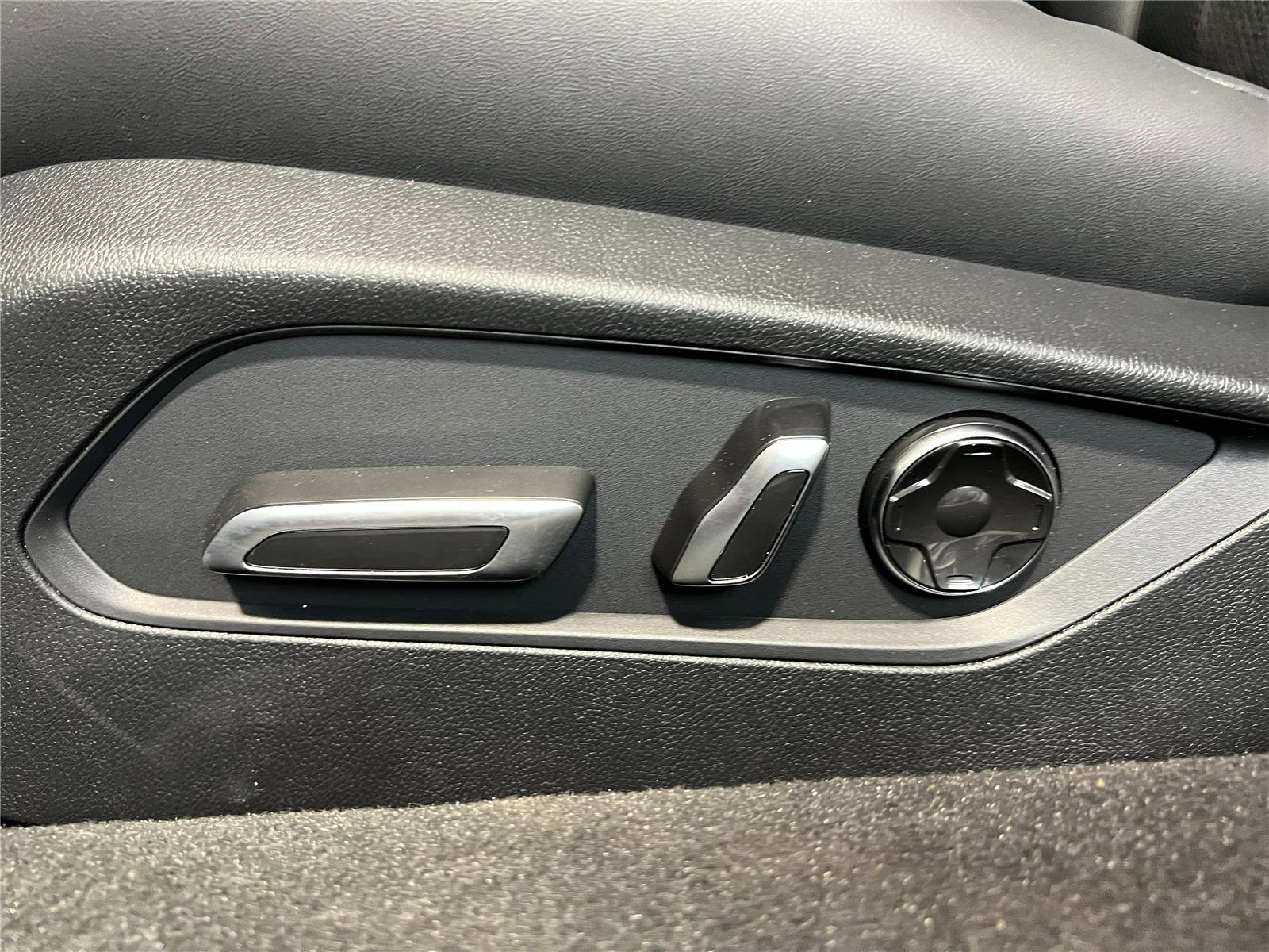 New 2025 Acura TLX SH-AWD w/ A-SPEC Pkg image 16