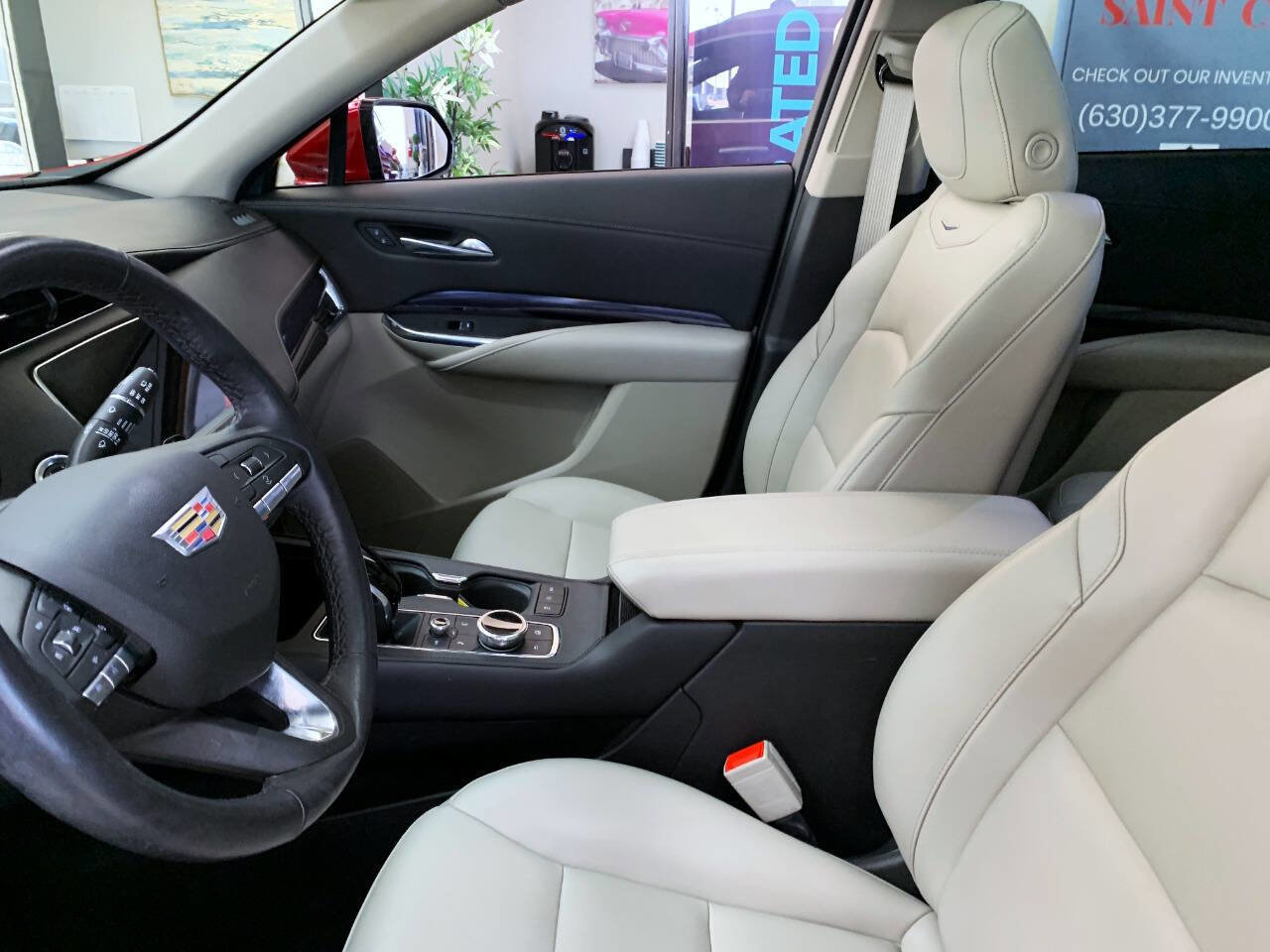 Used 2023 Cadillac XT4 Luxury w/ Cold Weather Package image 9