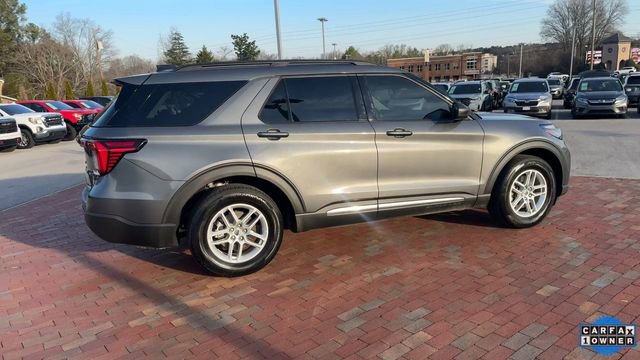 Used 2025 Ford Explorer Active w/ Active Comfort Package image 3
