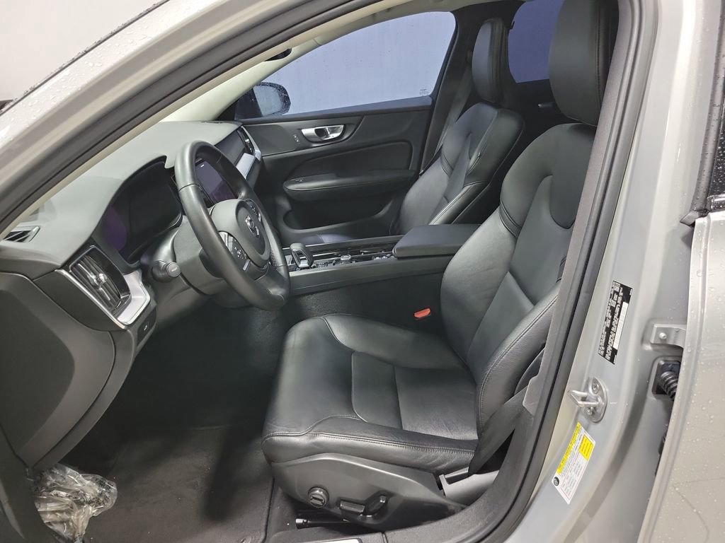 Used 2024 Volvo S60 B5 Core image 26