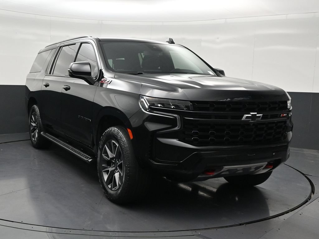 Used 2023 Chevrolet Suburban Z71 w/ Luxury Package AWD/4WD image 8