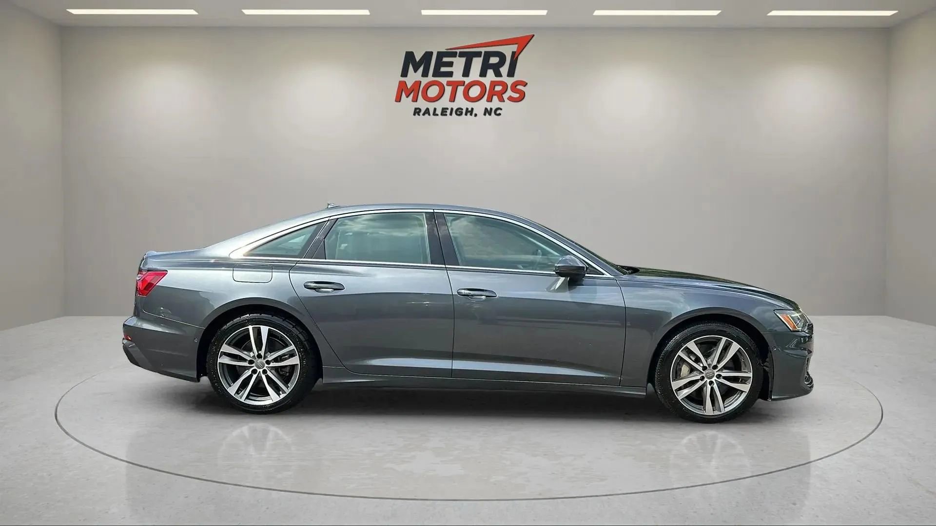 Used 2019 Audi A6 3.0T Premium Plus image 4