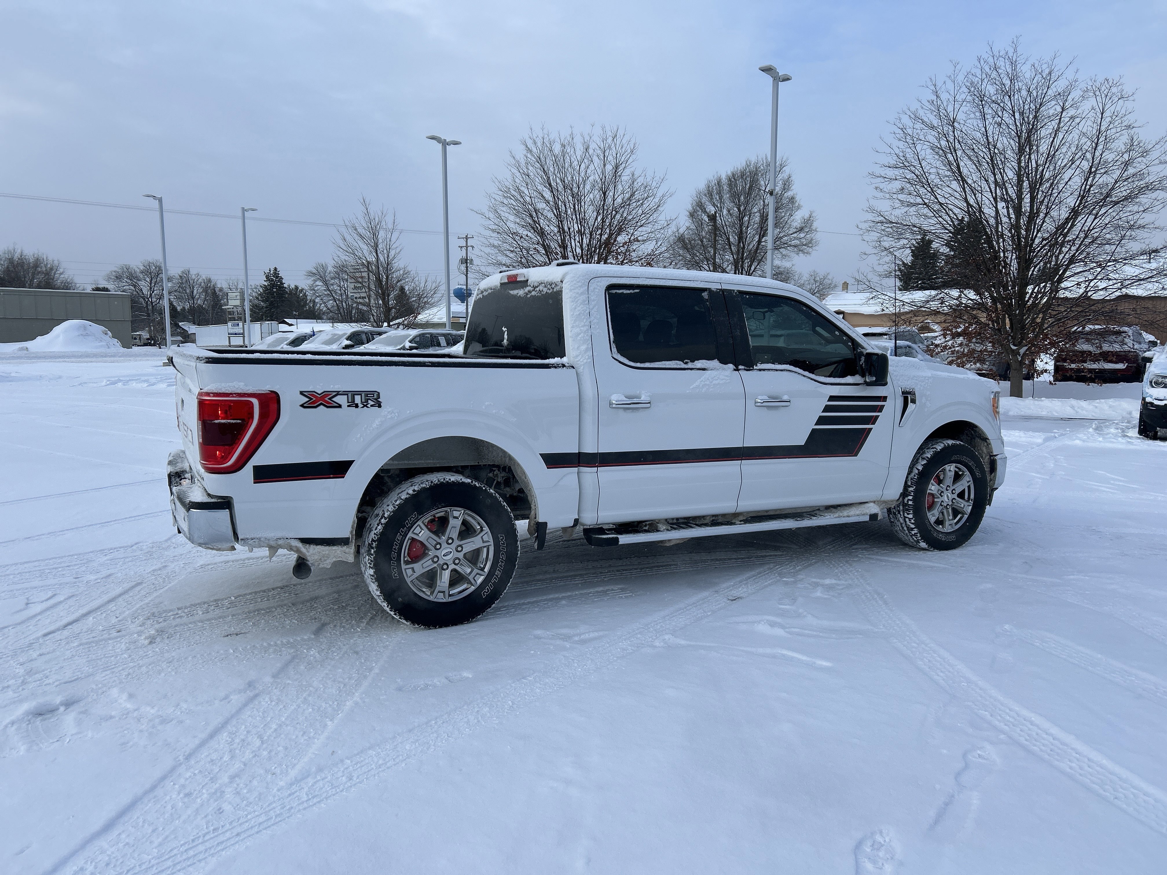 Certified 2021 Ford F150 XLT w/ XTR Package image 4