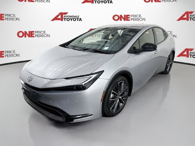 Certified 2025 Toyota Prius XLE FWD image 4