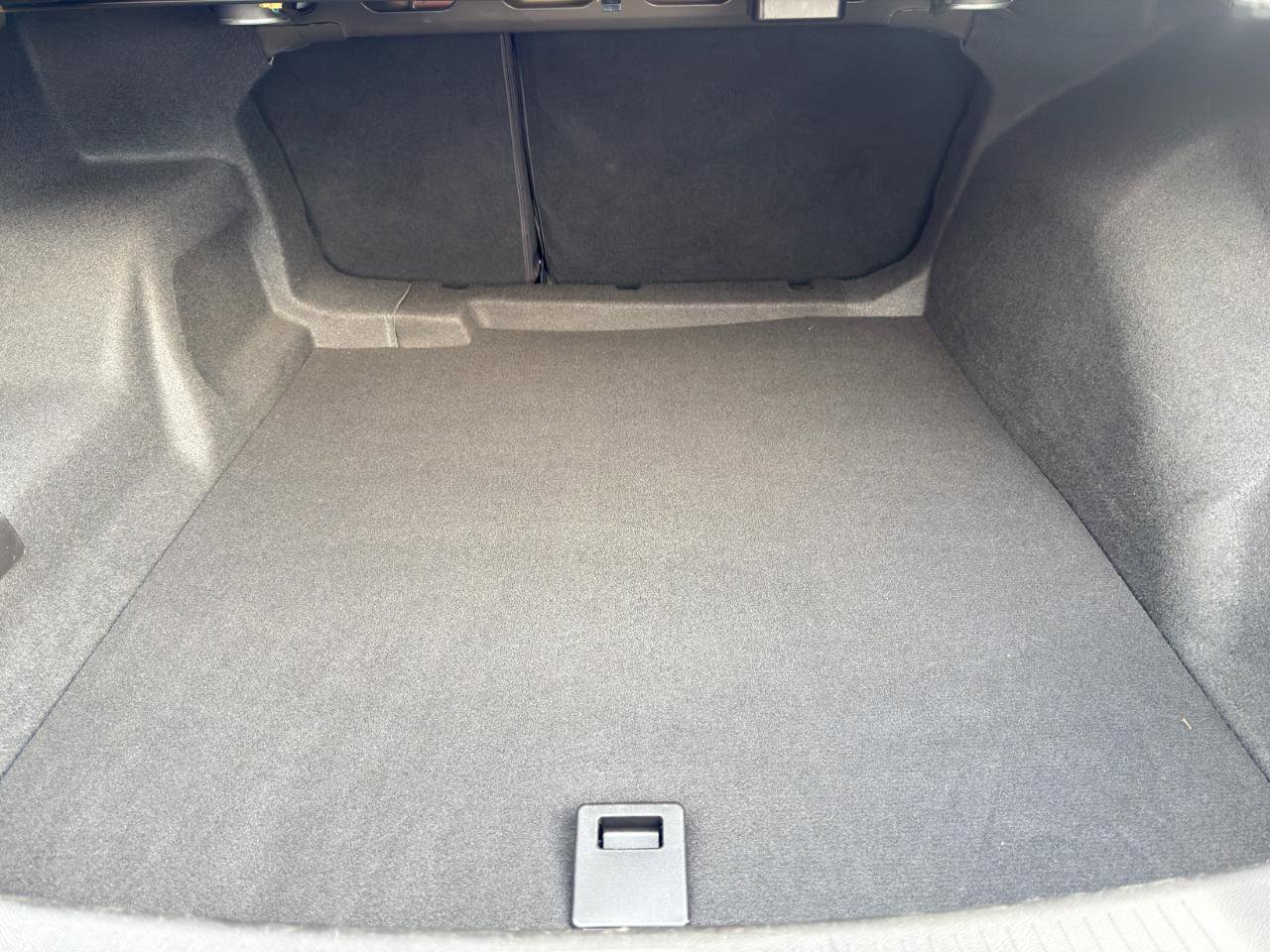 Used 2019 Buick LaCrosse Essence w/ Sun and Shade Package image 70