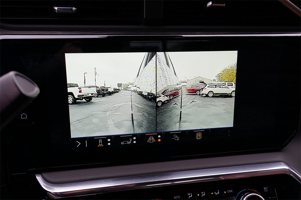 Used 2024 GMC Sierra 3500 Denali Ultimate image 32