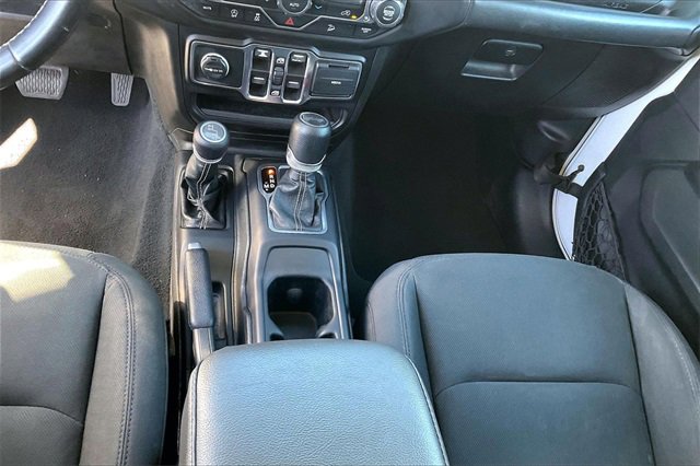 Used 2020 Jeep Wrangler Unlimited Sahara image 13