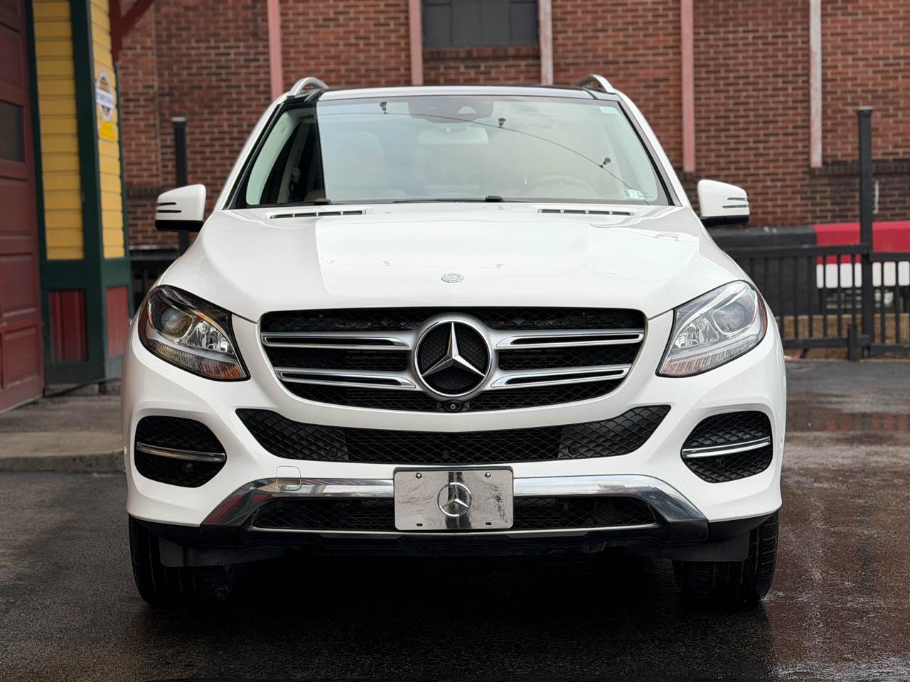 Used 2017 Mercedes-Benz GLE 350 4MATIC image 9