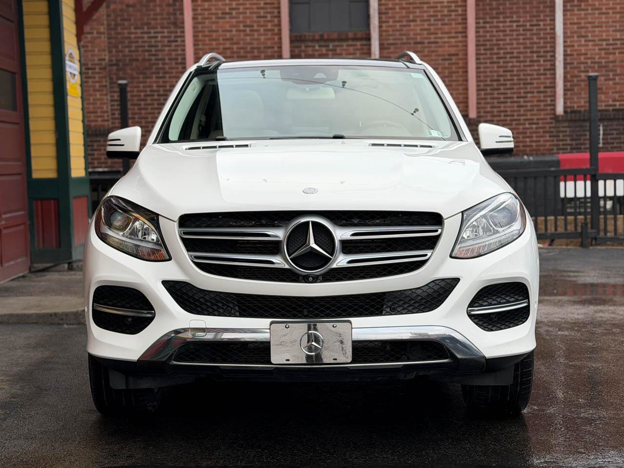 Used 2017 Mercedes-Benz GLE 350 4MATIC image 9