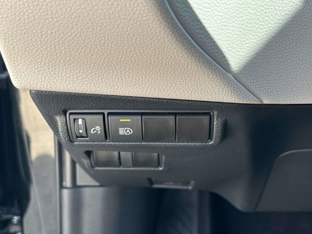 Used 2024 Toyota Corolla Cross L FWD image 26