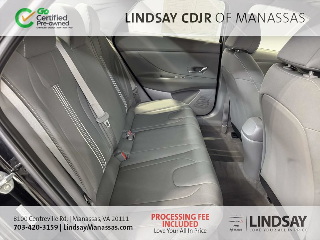 Used 2023 Hyundai Elantra SEL FWD image 15