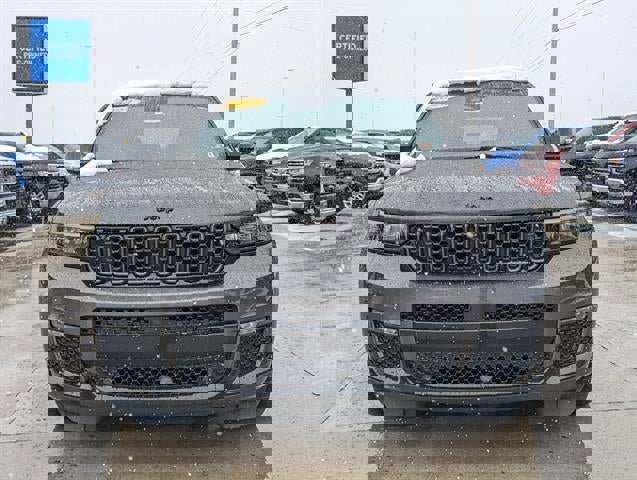 Used 2023 Jeep Grand Cherokee L Summit image 14